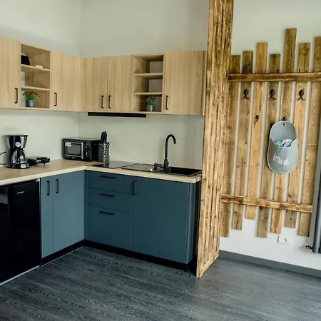Tiny House Todireni Villa *